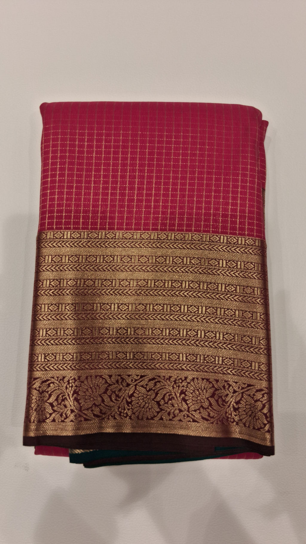 Pink Gold Check Zari Saree with Traditional Border 1794019