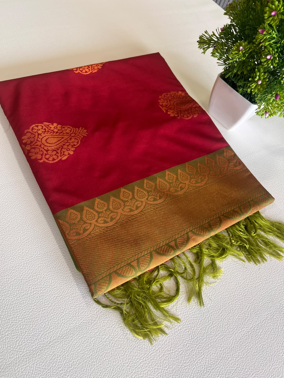 Premium Soft Silk Saree – Rani Pink & Parrot Green with Rich Zari Pallu W222068
